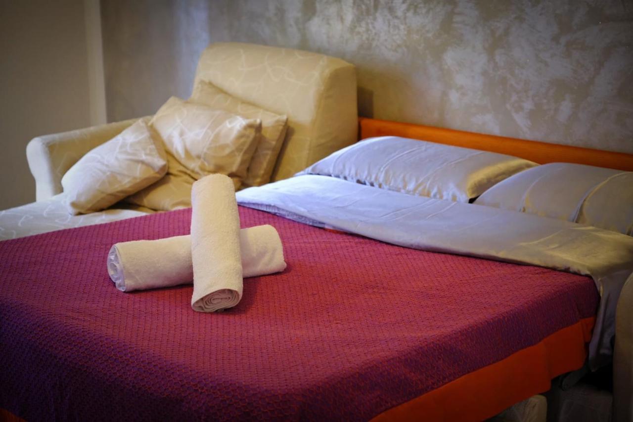 Appartamento Con Tre Camere - Zona Centrale Alessandria Eksteriør billede